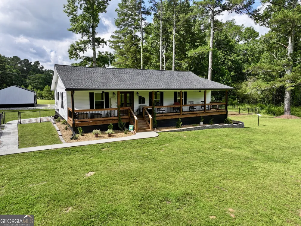 665 Prater RD Waco, GA 30182