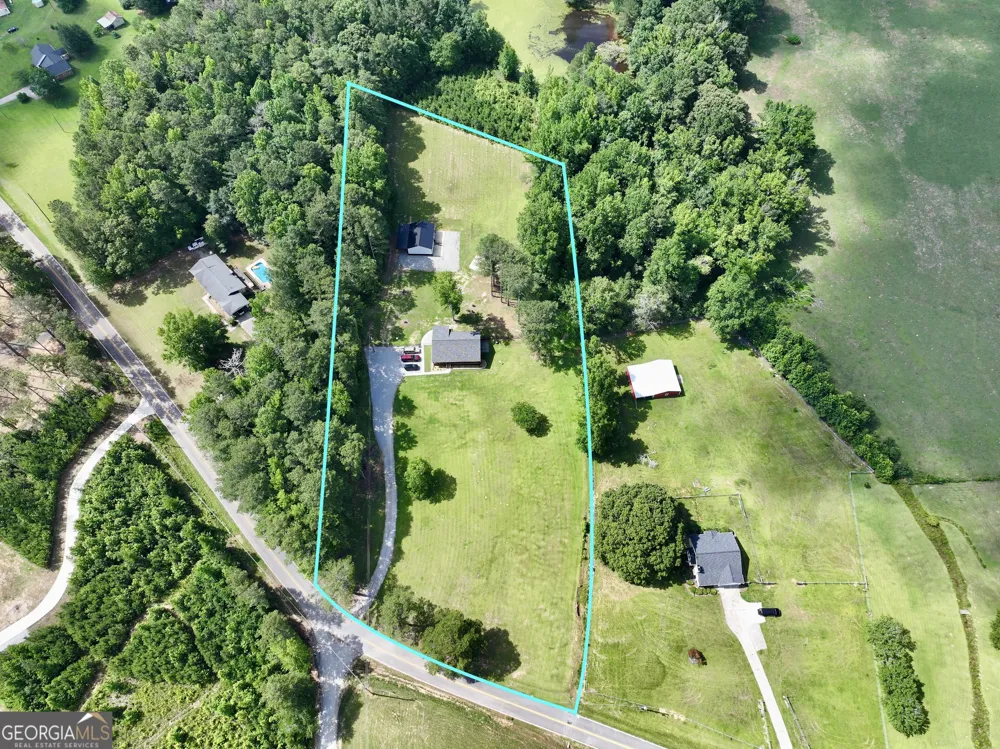 665 Prater RD Waco, GA 30182