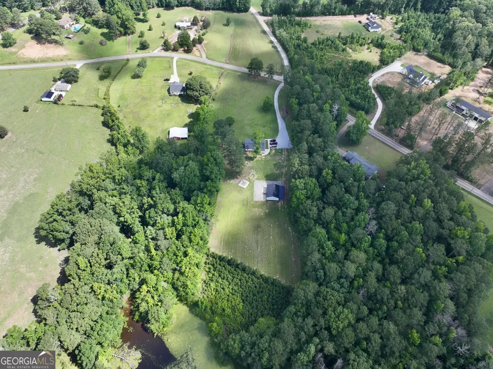665 Prater RD Waco, GA 30182