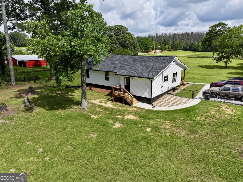 665 Prater RD Waco, GA 30182