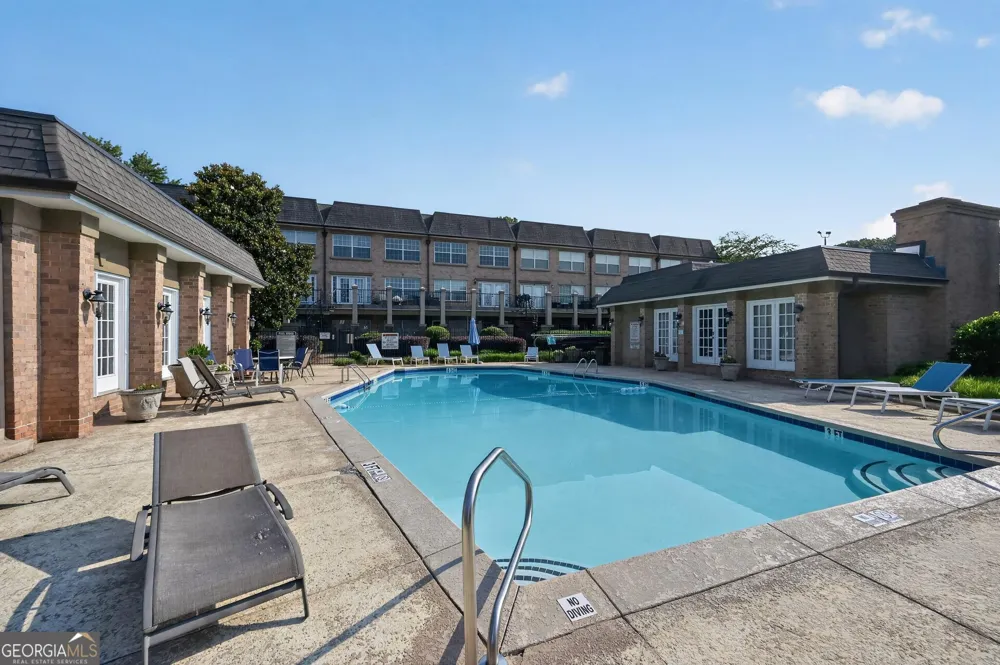 6980 Roswell RD Sandy Springs, GA 30328