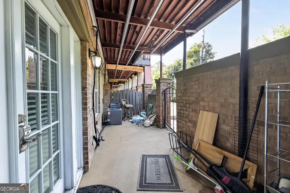 6980 Roswell RD Sandy Springs, GA 30328
