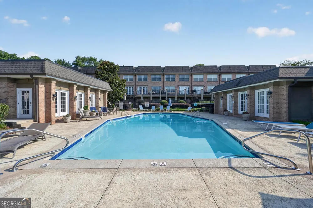 6980 Roswell RD Sandy Springs, GA 30328