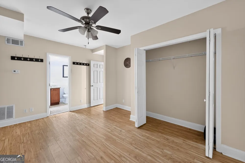 6980 Roswell RD Sandy Springs, GA 30328