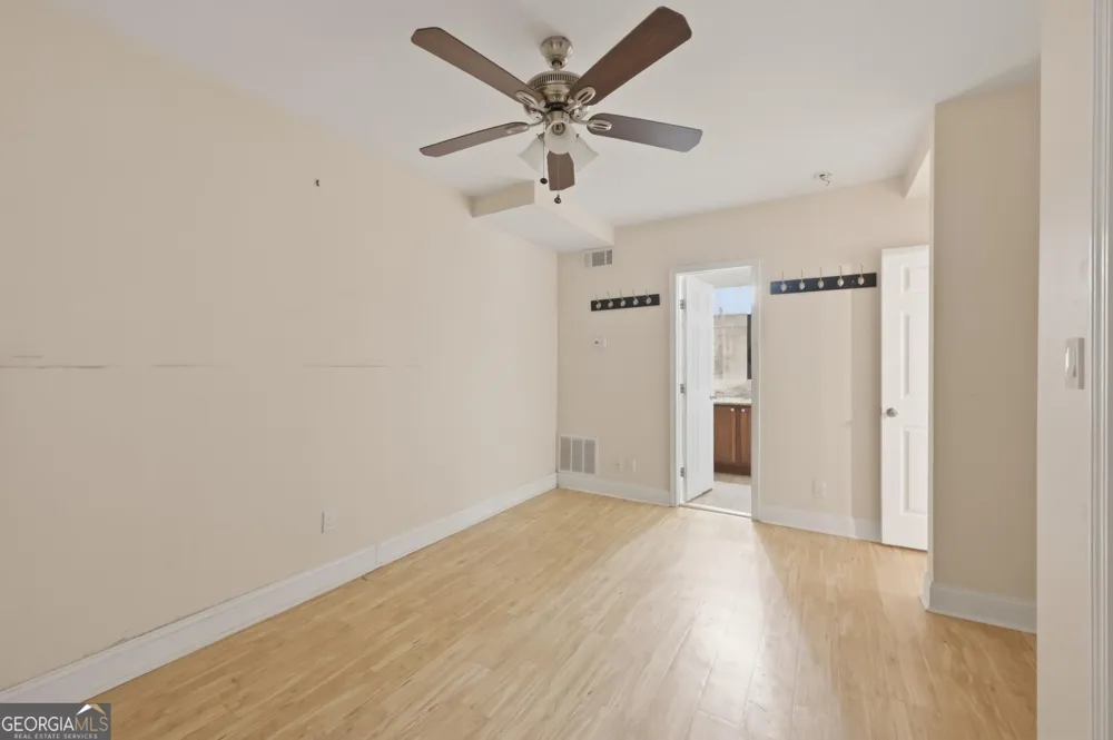6980 Roswell RD Sandy Springs, GA 30328