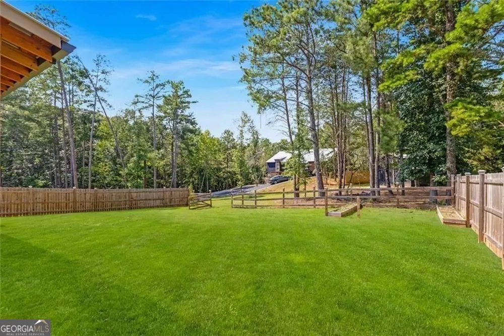 5466 Whitehall RD Lula, GA 30554