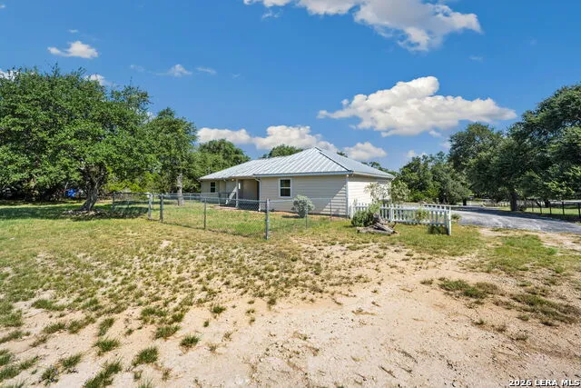 6247 Yorkshire Dr Spring Branch, TX 78070