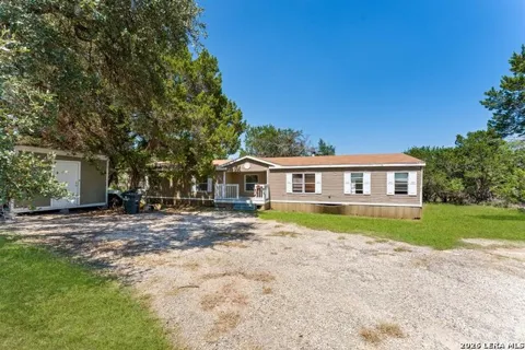 576 Wright Dr