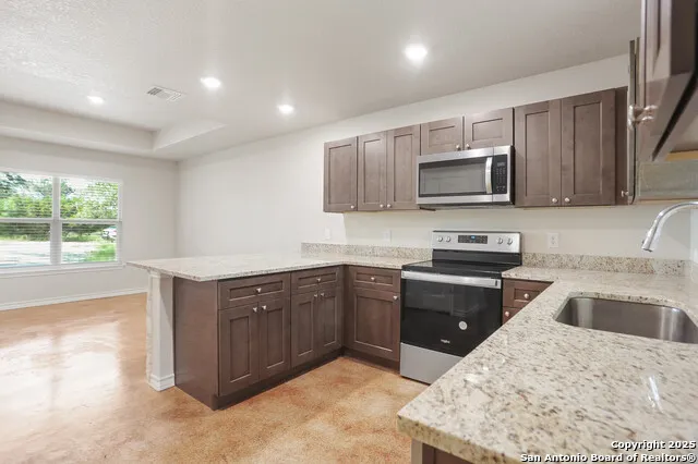 150 Hill Dr Spring Branch, TX 78070