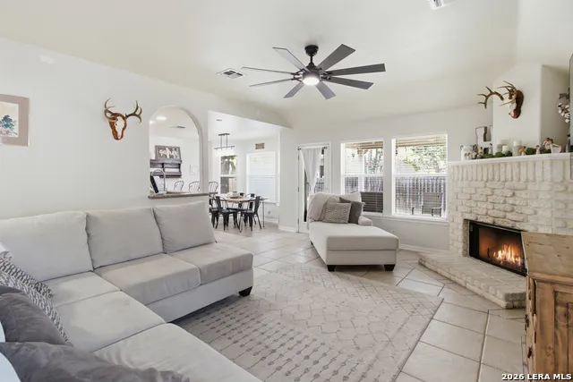 9311 Scotty Oaks Helotes, TX 78023