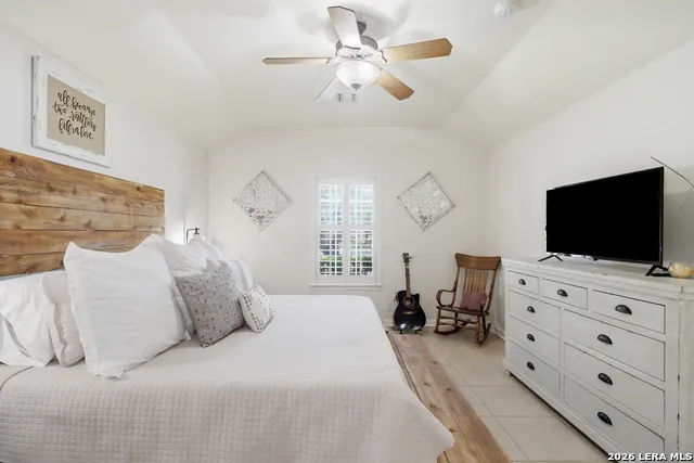 9311 Scotty Oaks Helotes, TX 78023