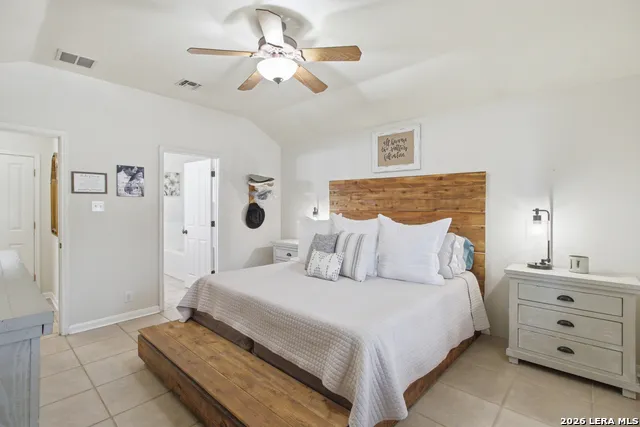 9311 Scotty Oaks Helotes, TX 78023