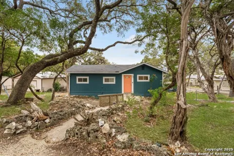143 Park Dr