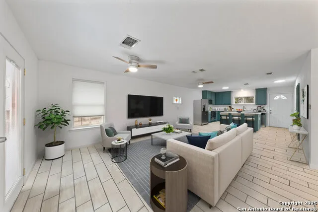 143 Park Dr Pipe Creek, TX 78063