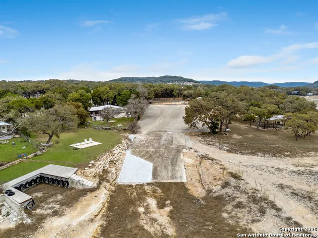 143 Park Dr Pipe Creek, TX 78063