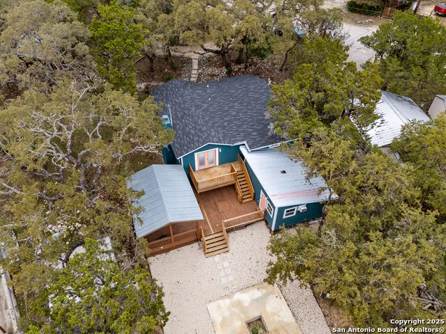 143 Park Dr Pipe Creek, TX 78063