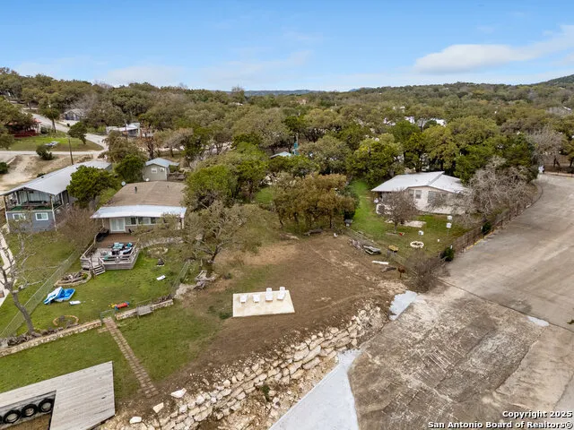 143 Park Dr Pipe Creek, TX 78063