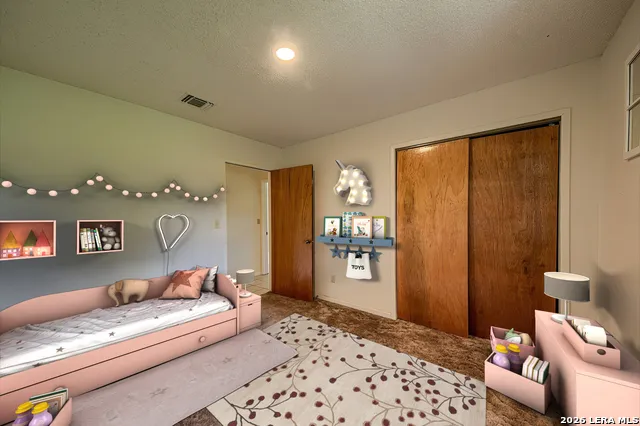 900 Graytown Rd St Hedwig, TX 78152