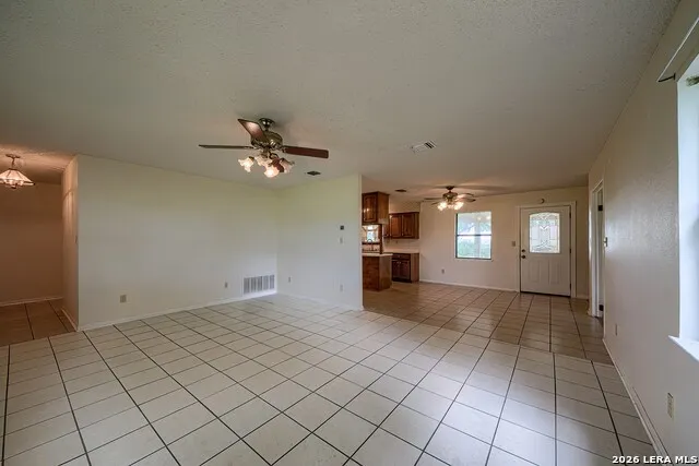 900 Graytown Rd St Hedwig, TX 78152