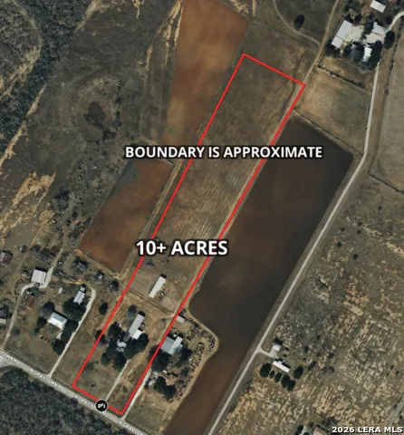900 Graytown Rd St Hedwig, TX 78152