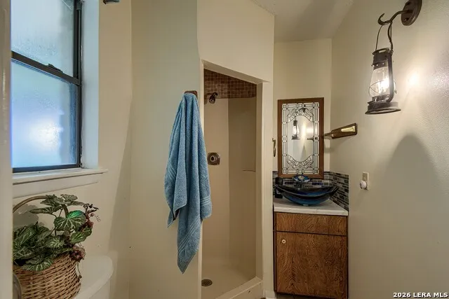 900 Graytown Rd St Hedwig, TX 78152