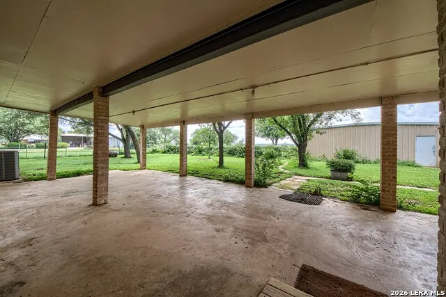900 Graytown Rd St Hedwig, TX 78152