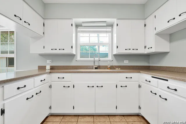 523 Freiling San Antonio, TX 78213