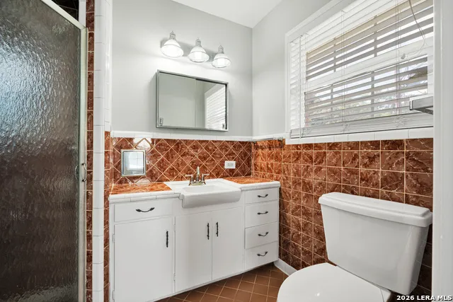 523 Freiling San Antonio, TX 78213