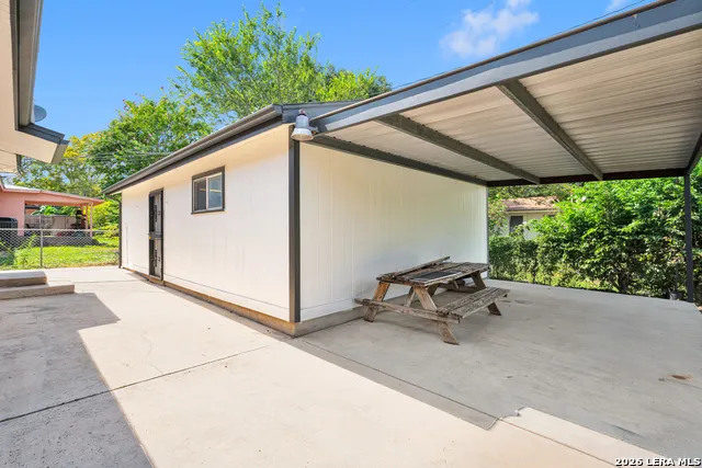 523 Freiling San Antonio, TX 78213