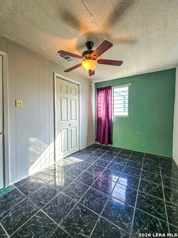 1524 Avenida Encuentro Eagle Pass, TX 78852