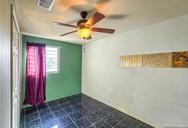 1524 Avenida Encuentro Eagle Pass, TX 78852