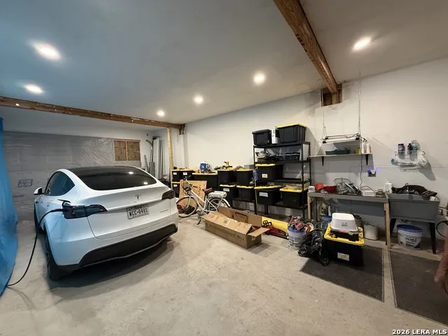 1775 Aviation Loop Fredericksburg, TX 78624