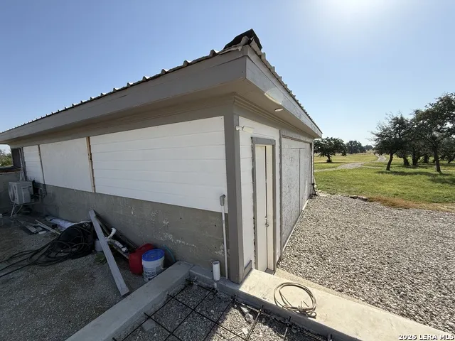 1775 Aviation Loop Fredericksburg, TX 78624