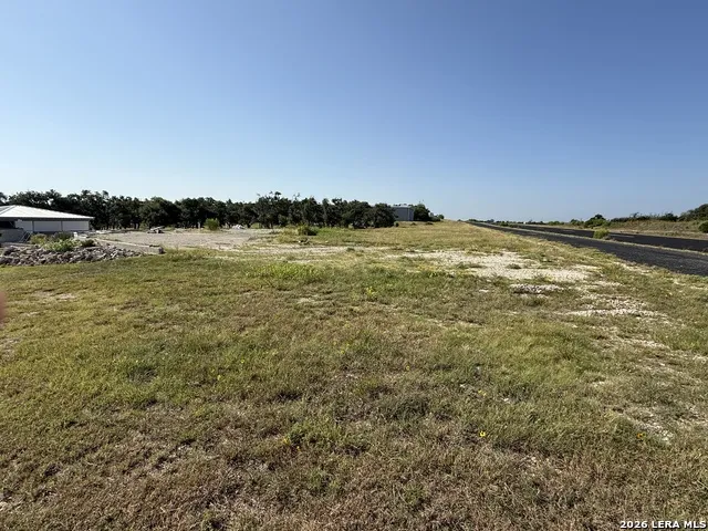 1775 Aviation Loop Fredericksburg, TX 78624