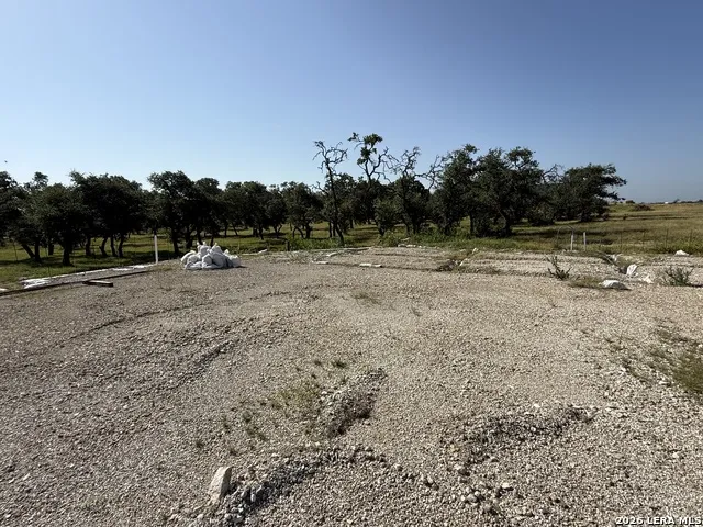 1775 Aviation Loop Fredericksburg, TX 78624