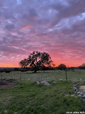 1775 Aviation Loop Fredericksburg, TX 78624