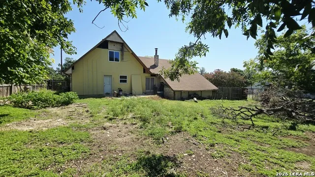 3230 LAMMERS ST Kerrville, TX 78028