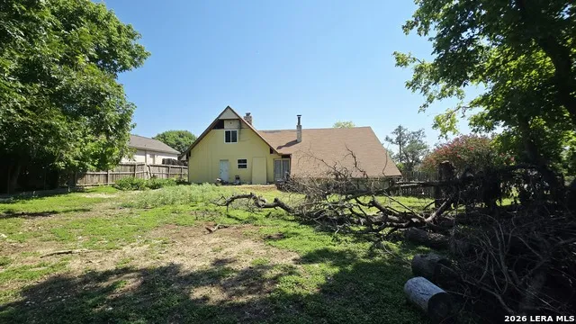 3230 LAMMERS ST Kerrville, TX 78028
