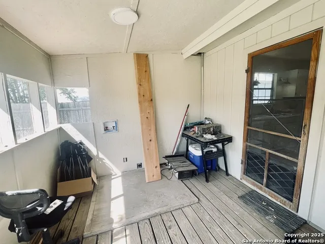 506 S 5th Carrizo Springs, TX 78834