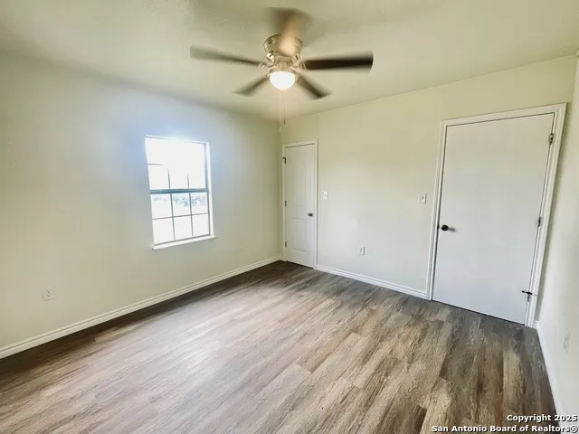 506 S 5th Carrizo Springs, TX 78834