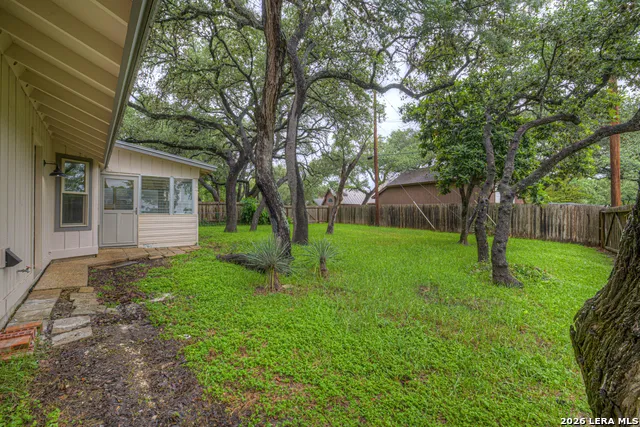 903 FABULOUS DR San Antonio, TX 78213