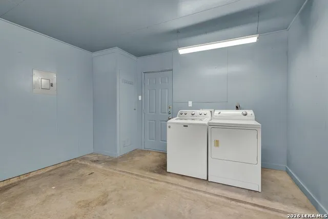 903 FABULOUS DR San Antonio, TX 78213
