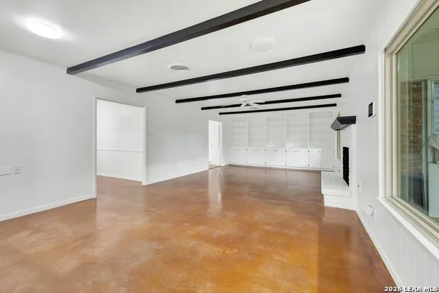 903 FABULOUS DR San Antonio, TX 78213