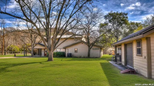 6496 US HIGHWAY 83 Leakey, TX 78873