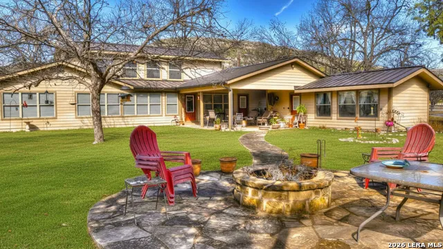 6496 US HIGHWAY 83 Leakey, TX 78873