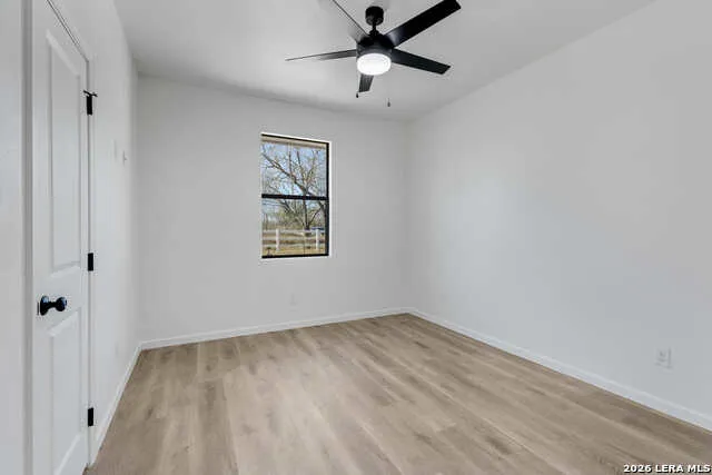 16282 fm 472 Bigfoot, TX 78005