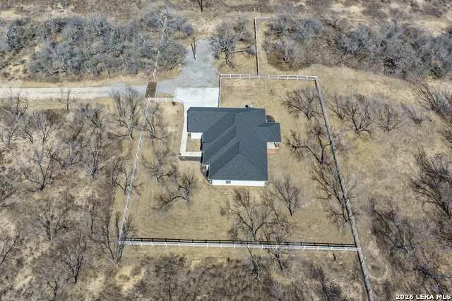 16282 fm 472 Bigfoot, TX 78005