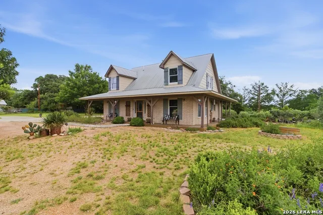 1275 LACEY DR Bandera, TX 78003