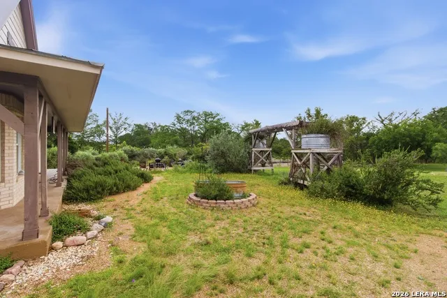 1275 LACEY DR Bandera, TX 78003