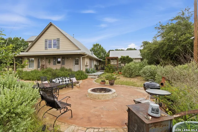 1275 LACEY DR Bandera, TX 78003